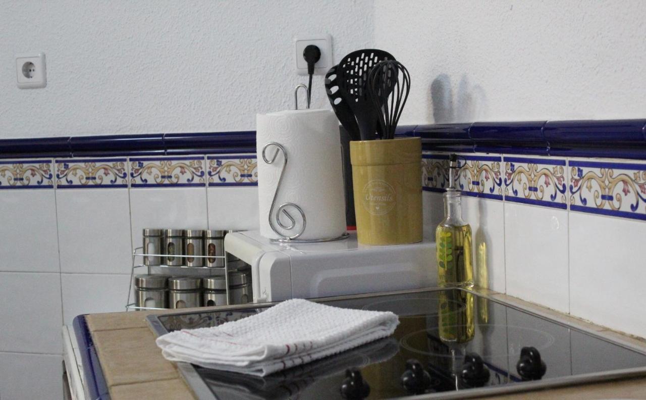 Al Pie Del Camarin Con Parking Gratis Apartment Jaén Exterior photo