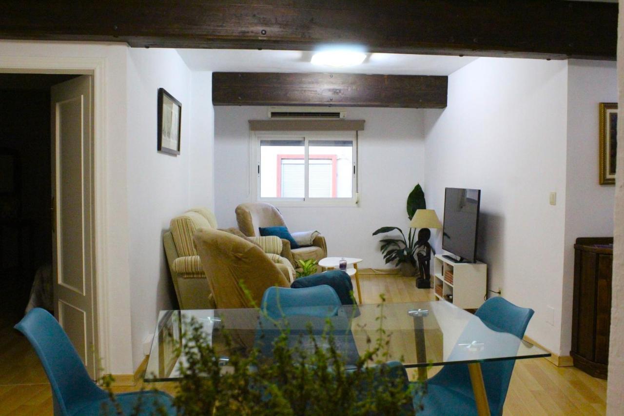 Al Pie Del Camarin Con Parking Gratis Apartment Jaén Exterior photo